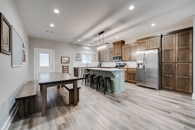 62 Ridge Drive, Greenbrier, AR 72058