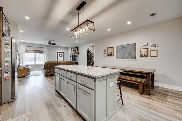 62 Ridge Drive, Greenbrier, AR 72058