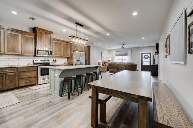 62 Ridge Drive, Greenbrier, AR 72058