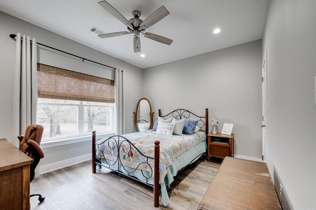 62 Ridge Drive, Greenbrier, AR 72058