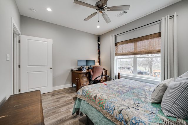 62 Ridge Drive, Greenbrier, AR 72058