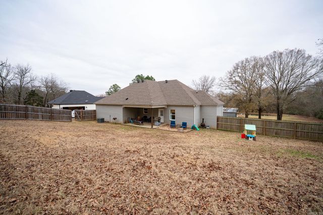 62 Ridge Drive, Greenbrier, AR 72058