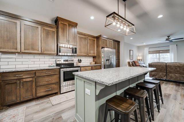 62 Ridge Drive, Greenbrier, AR 72058