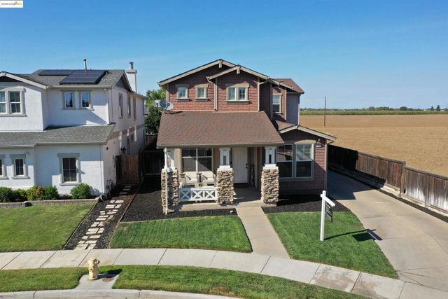 877 Boone Dr, Brentwood, CA 94513