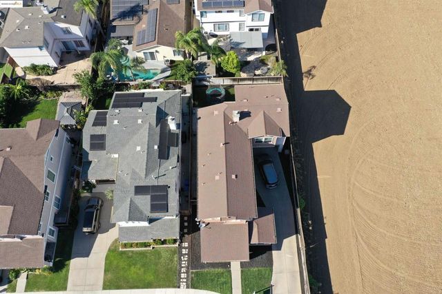 877 Boone Dr, Brentwood, CA 94513