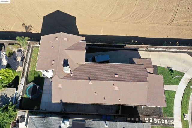 877 Boone Dr, Brentwood, CA 94513