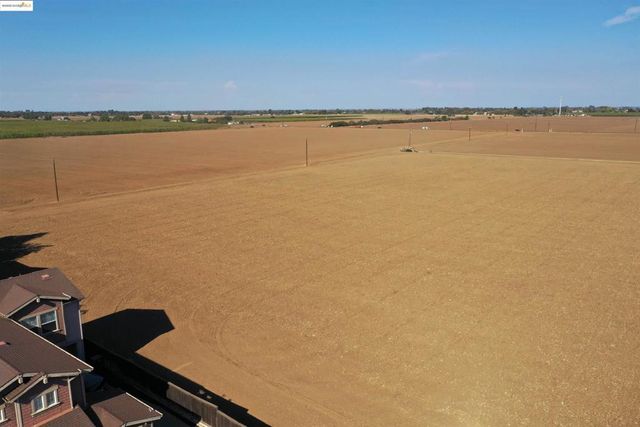 877 Boone Dr, Brentwood, CA 94513