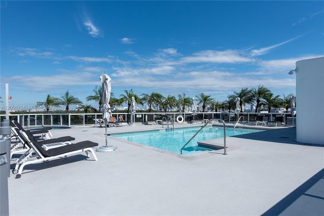 2001 Meridian Ave 325, Miami Beach, FL 33139