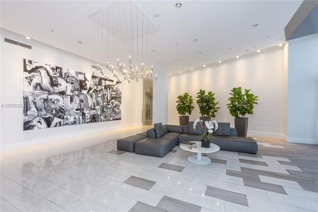 2001 Meridian Ave 325, Miami Beach, FL 33139