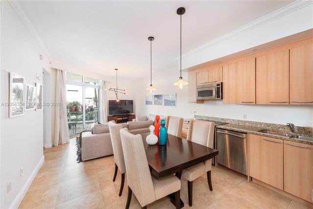 2001 Meridian Ave 325, Miami Beach, FL 33139