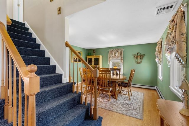 53 Stoney Weir Rd, Halifax, MA 02338