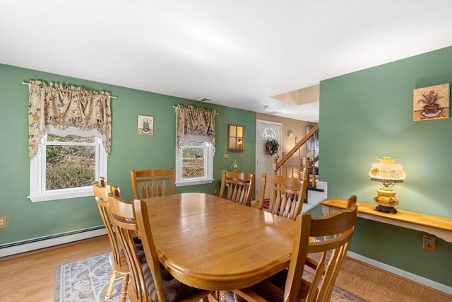53 Stoney Weir Rd, Halifax, MA 02338