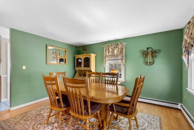 53 Stoney Weir Rd, Halifax, MA 02338