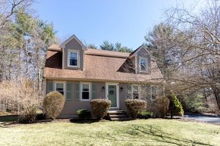 53 Stoney Weir Rd, Halifax, MA 02338