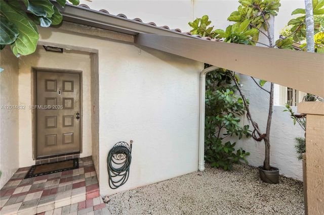 8555 SW 114th Ct, Miami, FL 33173