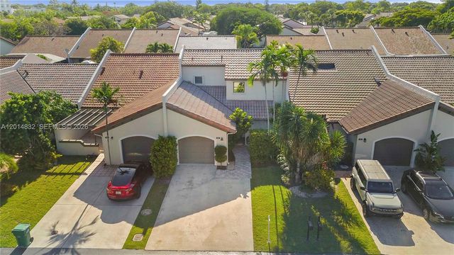 8555 SW 114th Ct, Miami, FL 33173