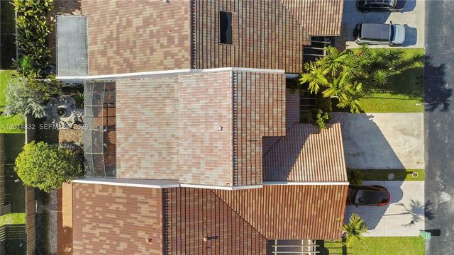 8555 SW 114th Ct, Miami, FL 33173