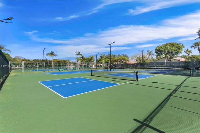 8555 SW 114th Ct, Miami, FL 33173