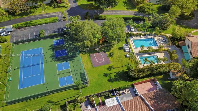 8555 SW 114th Ct, Miami, FL 33173