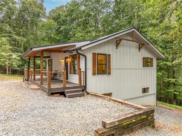 122 ACADIA Drive, Ellijay, GA 30540