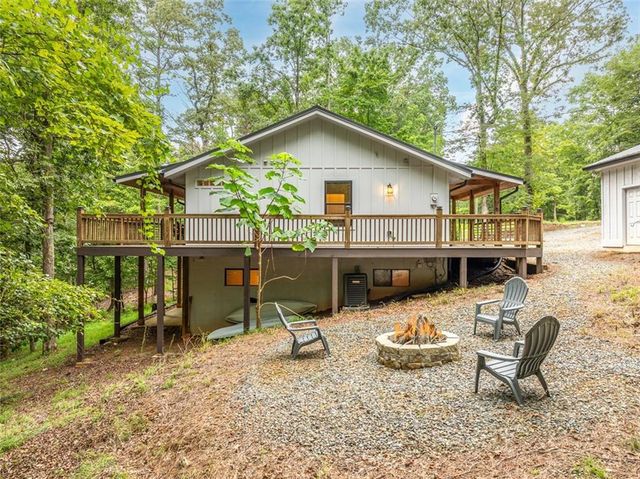 122 ACADIA Drive, Ellijay, GA 30540