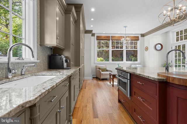 185 BIDDULPH RD, Wayne, PA 19087