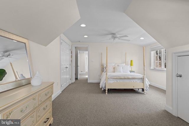 185 BIDDULPH RD, Wayne, PA 19087