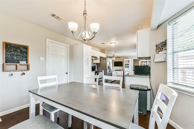 9922 Catlett Lane, La Porte, TX 77571