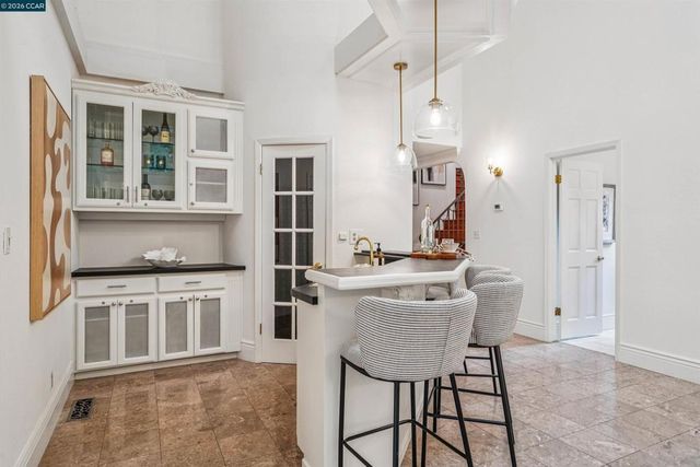 2175 Canyon Oak Ln, Danville, CA 94506