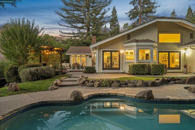 2175 Canyon Oak Ln, Danville, CA 94506