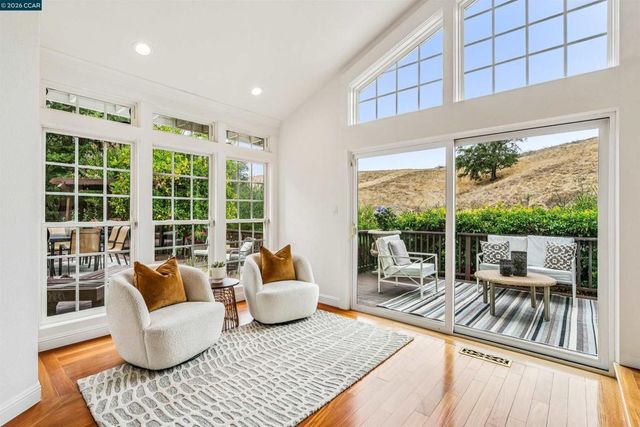 2175 Canyon Oak Ln, Danville, CA 94506
