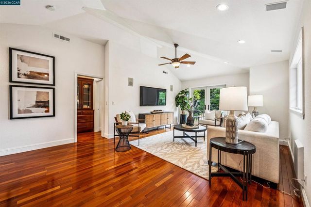 2175 Canyon Oak Ln, Danville, CA 94506