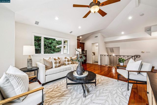 2175 Canyon Oak Ln, Danville, CA 94506