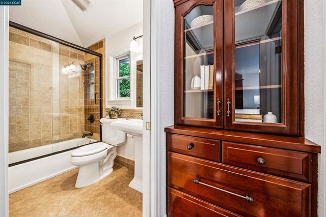 2175 Canyon Oak Ln, Danville, CA 94506