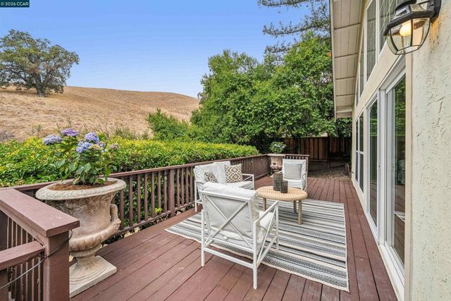 2175 Canyon Oak Ln, Danville, CA 94506