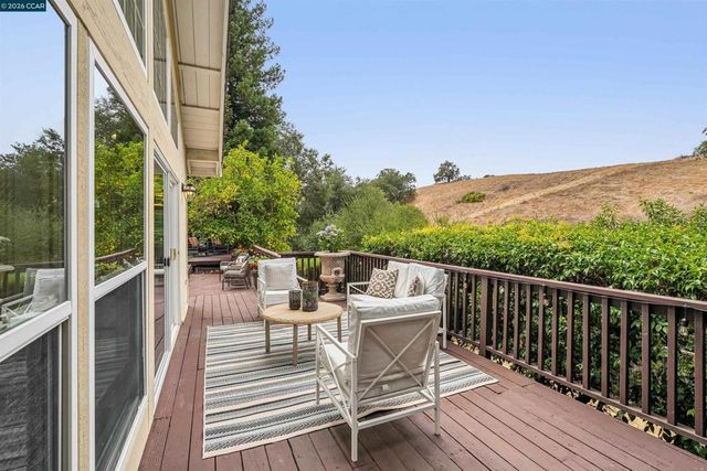 2175 Canyon Oak Ln, Danville, CA 94506