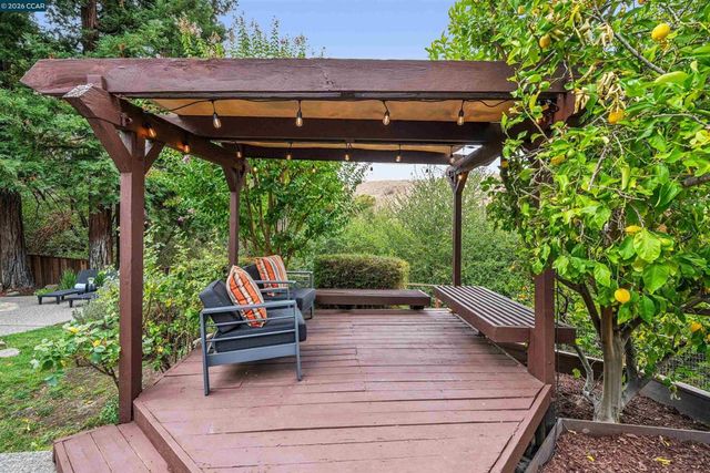 2175 Canyon Oak Ln, Danville, CA 94506