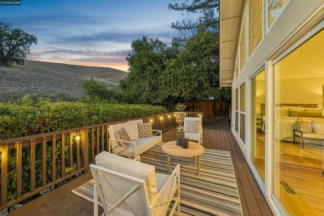 2175 Canyon Oak Ln, Danville, CA 94506