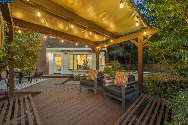 2175 Canyon Oak Ln, Danville, CA 94506
