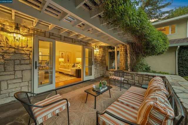 2175 Canyon Oak Ln, Danville, CA 94506