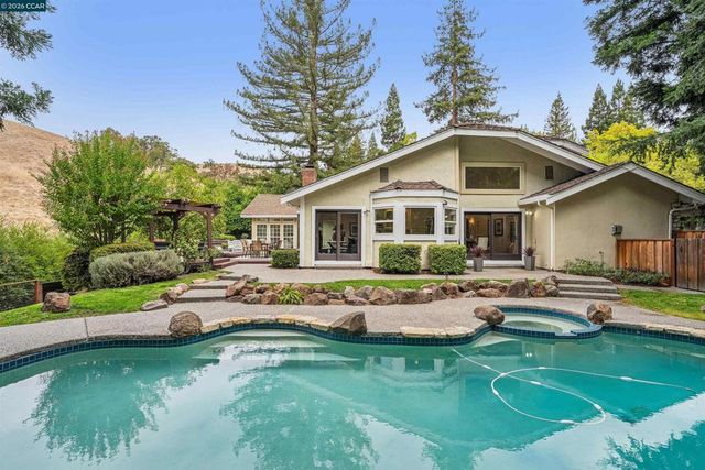 2175 Canyon Oak Ln, Danville, CA 94506
