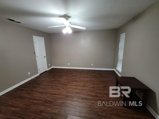 105 Lively Circle, Daphne, AL 36526