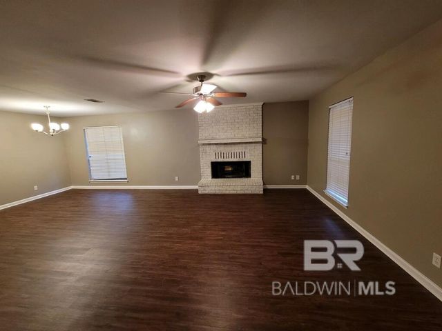 105 Lively Circle, Daphne, AL 36526