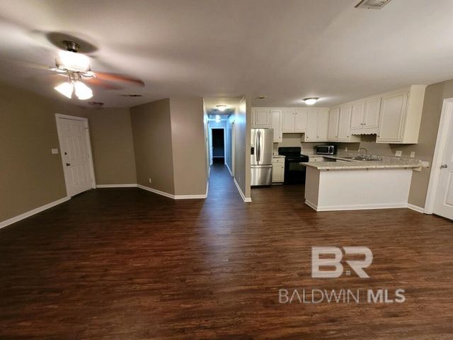 105 Lively Circle, Daphne, AL 36526