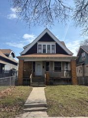 2838 N 40th STREET #2840, Milwaukee, WI 53210