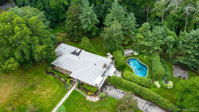 42 Yates Boulevard, Poughkeepsie, NY 12601