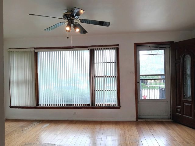 2133 W 49th Place, Chicago, IL 60609