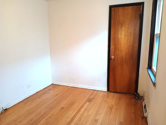 2133 W 49th Place, Chicago, IL 60609