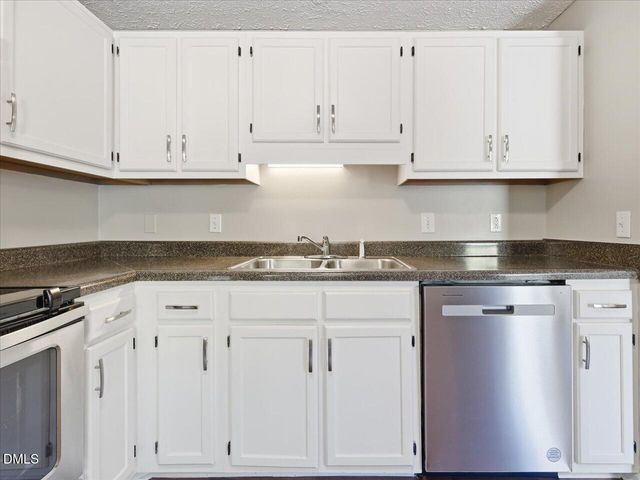 819 Genford Court, Raleigh, NC 27609