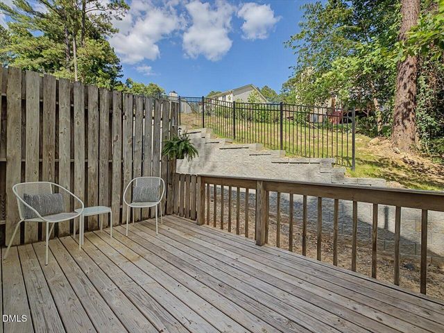 819 Genford Court, Raleigh, NC 27609